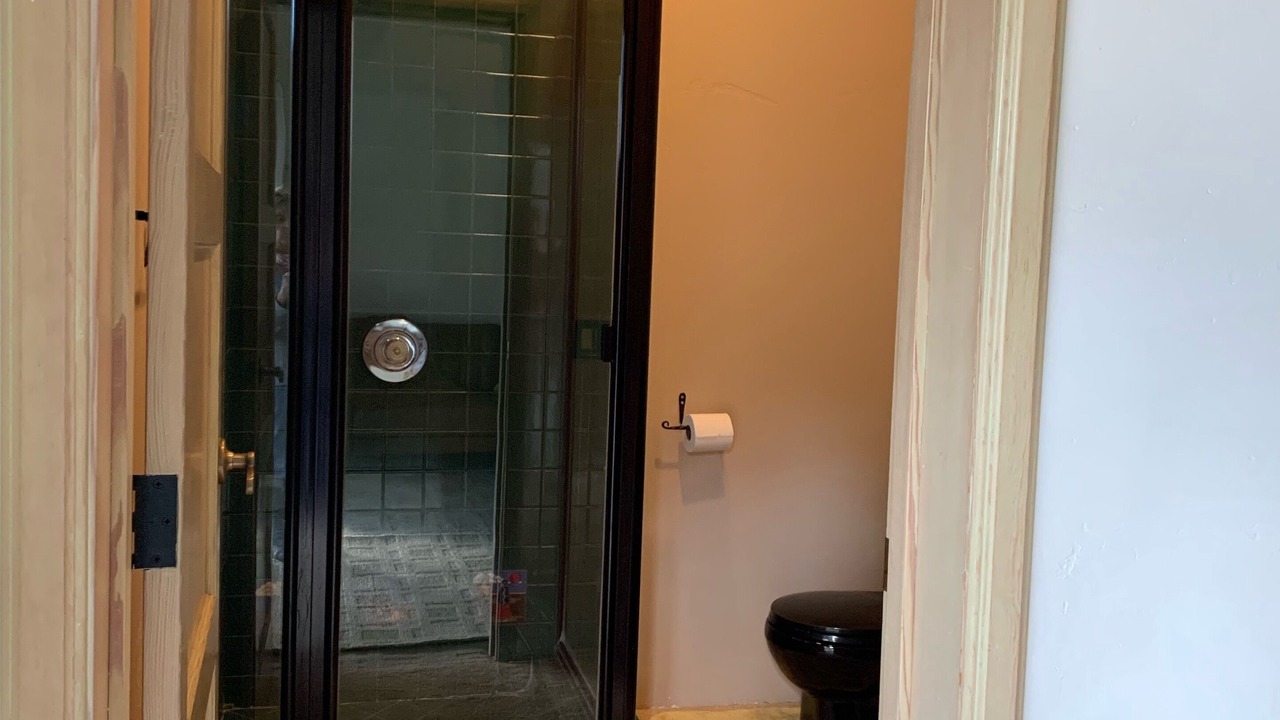 Photo of Bathroom in Ventura County