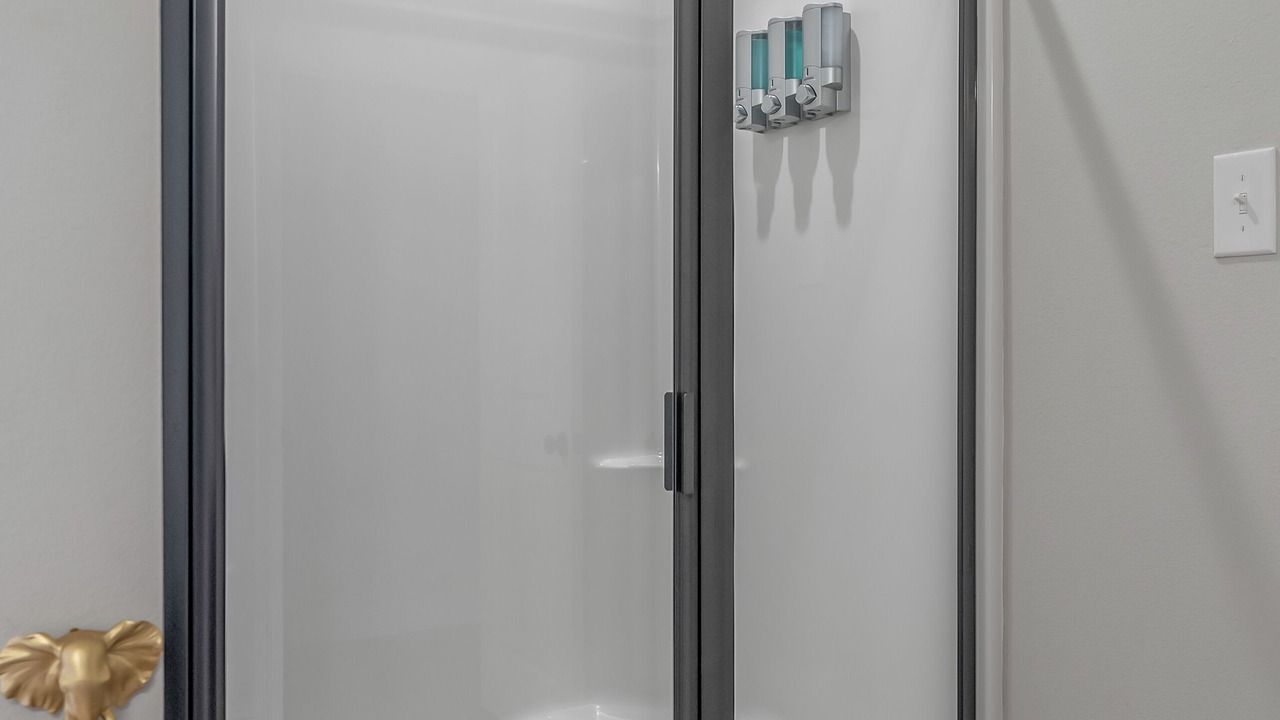 Photo of Bathroom in Broadmoor