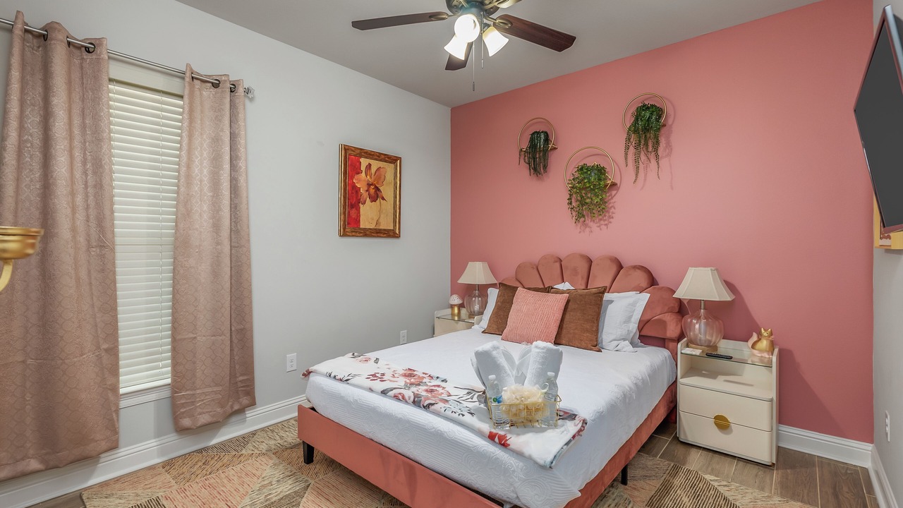 Photo of Bedroom in Broadmoor