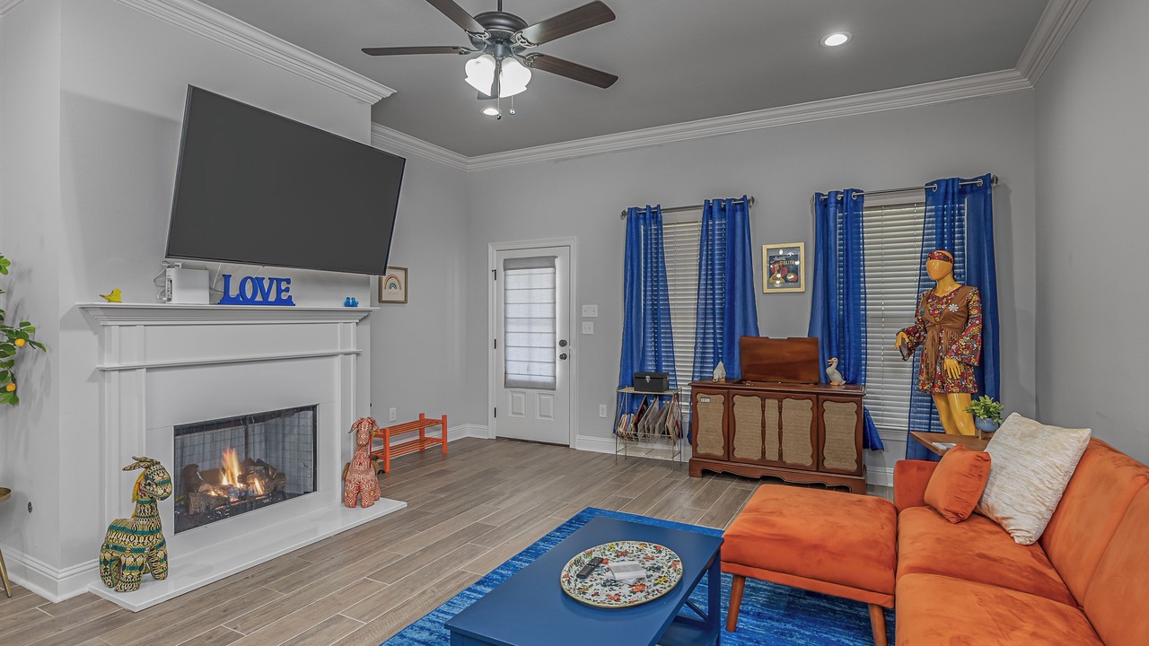 Photo of Livingroom in Broadmoor