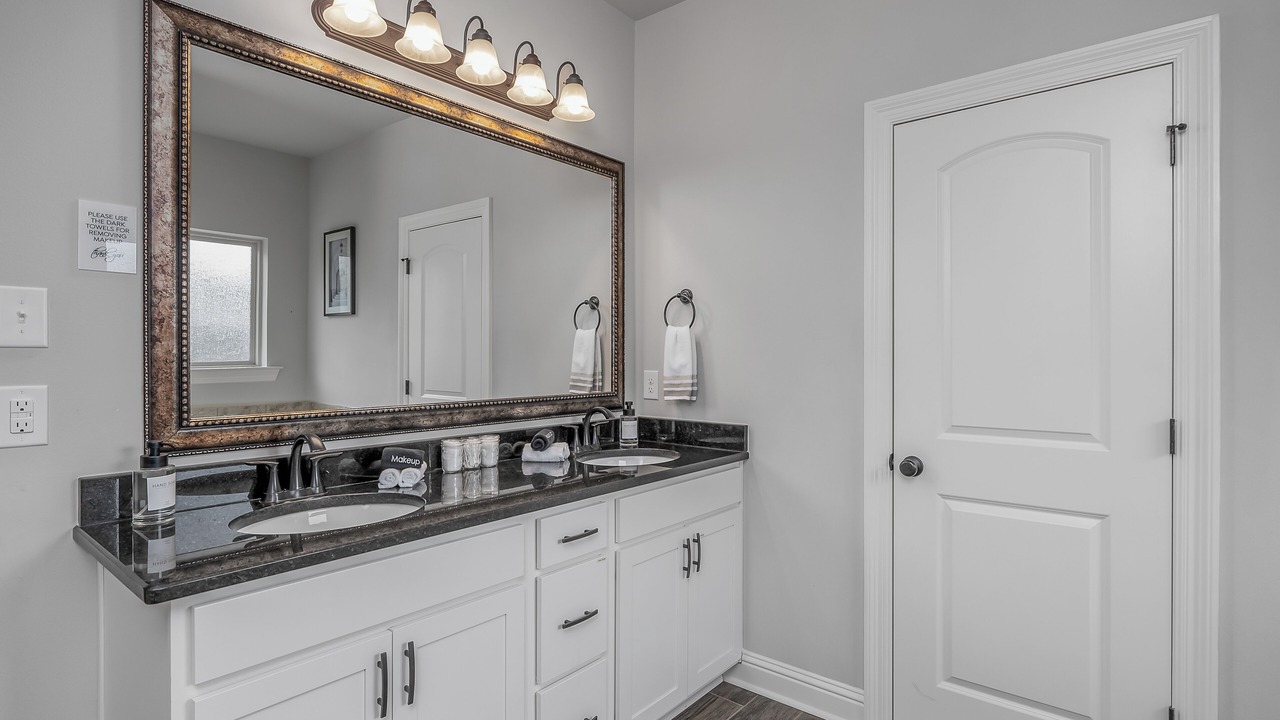 Photo of Bathroom in Broadmoor