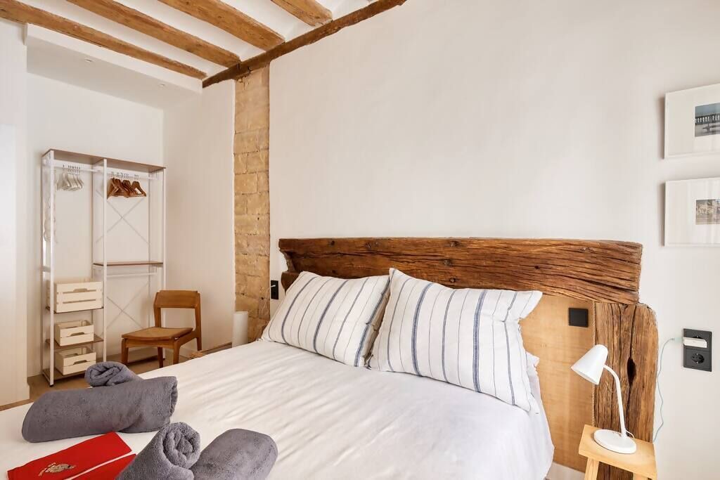 Photo of Bedroom in Pamplona City Centre