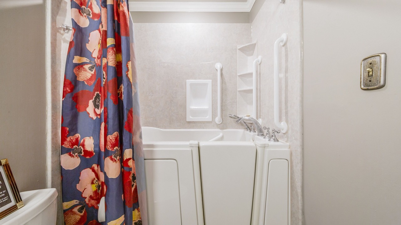 Photo of Bathroom in Breaux Bridge