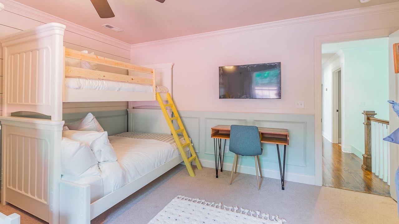 Photo of Bedroom in Northside
