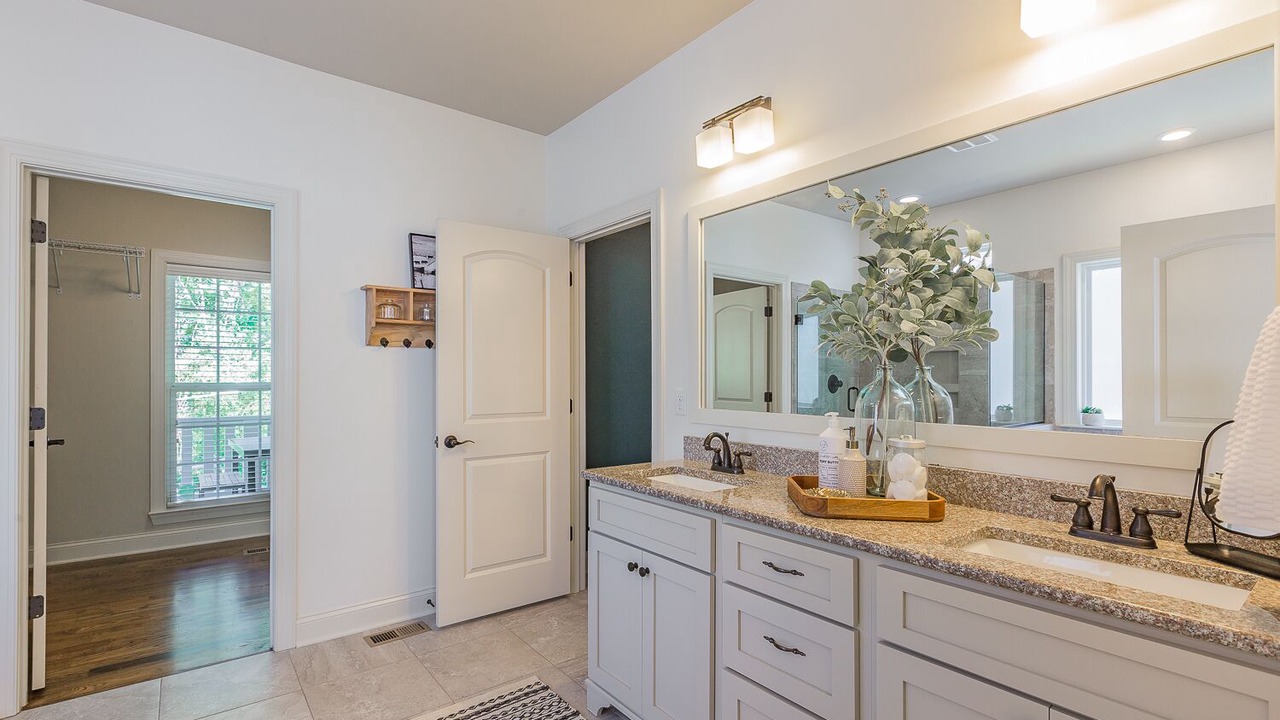 Photo of Bathroom in Northside