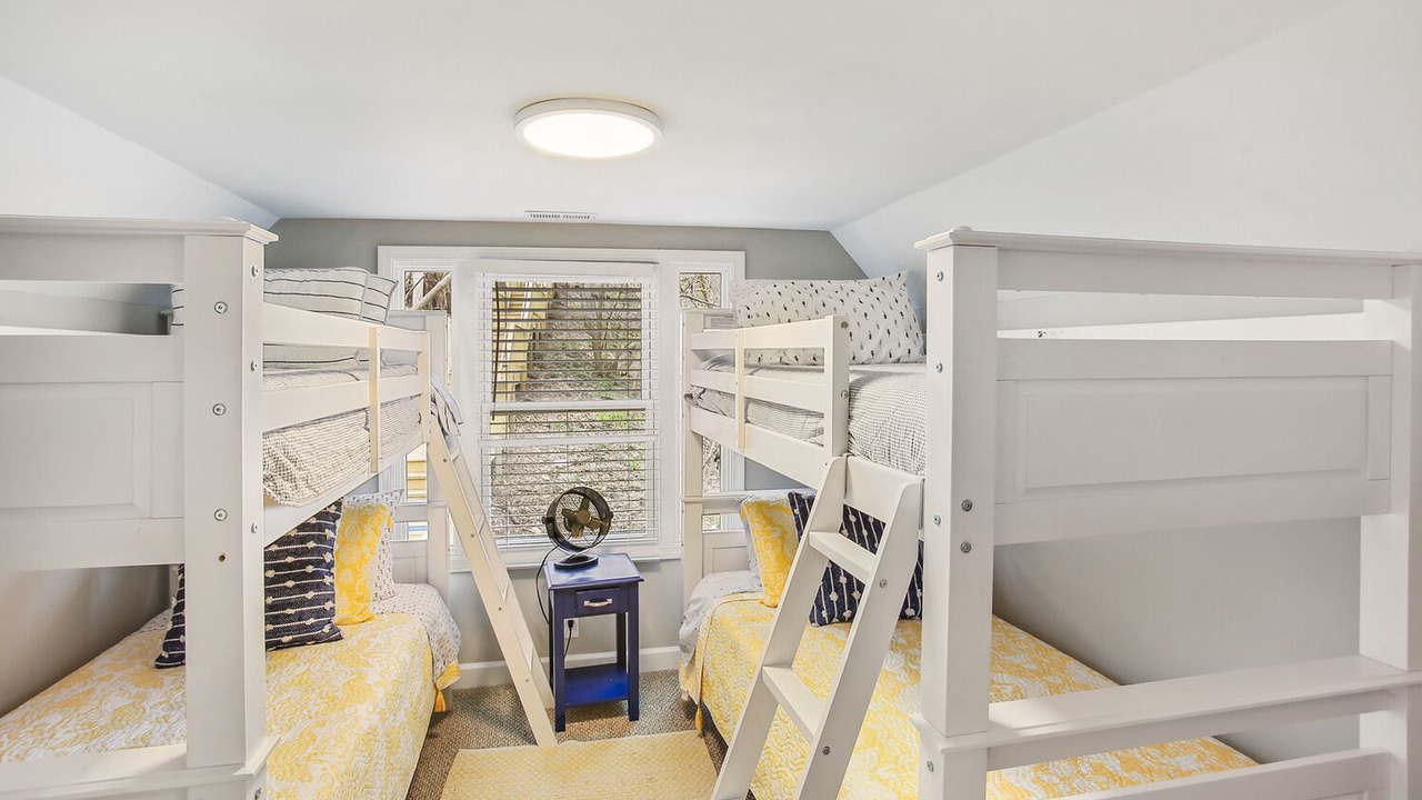 Photo of Bedroom in Fox Lake