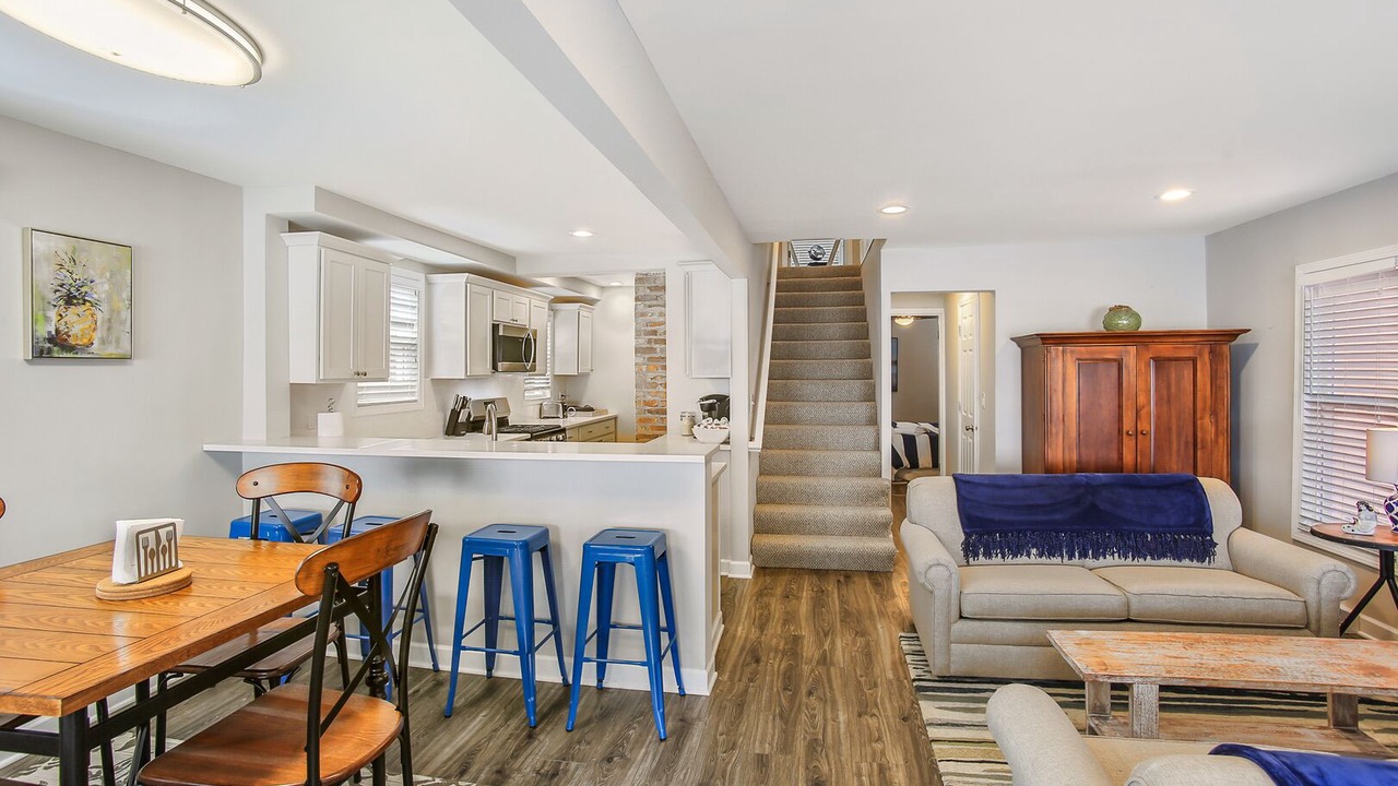 Photo of Livingroom in Fox Lake