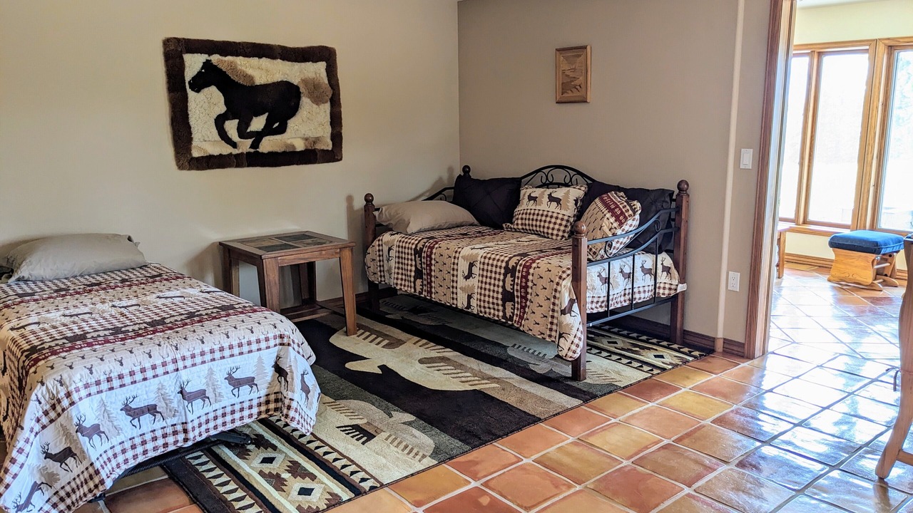 Photo of Bedroom in Granite Canon