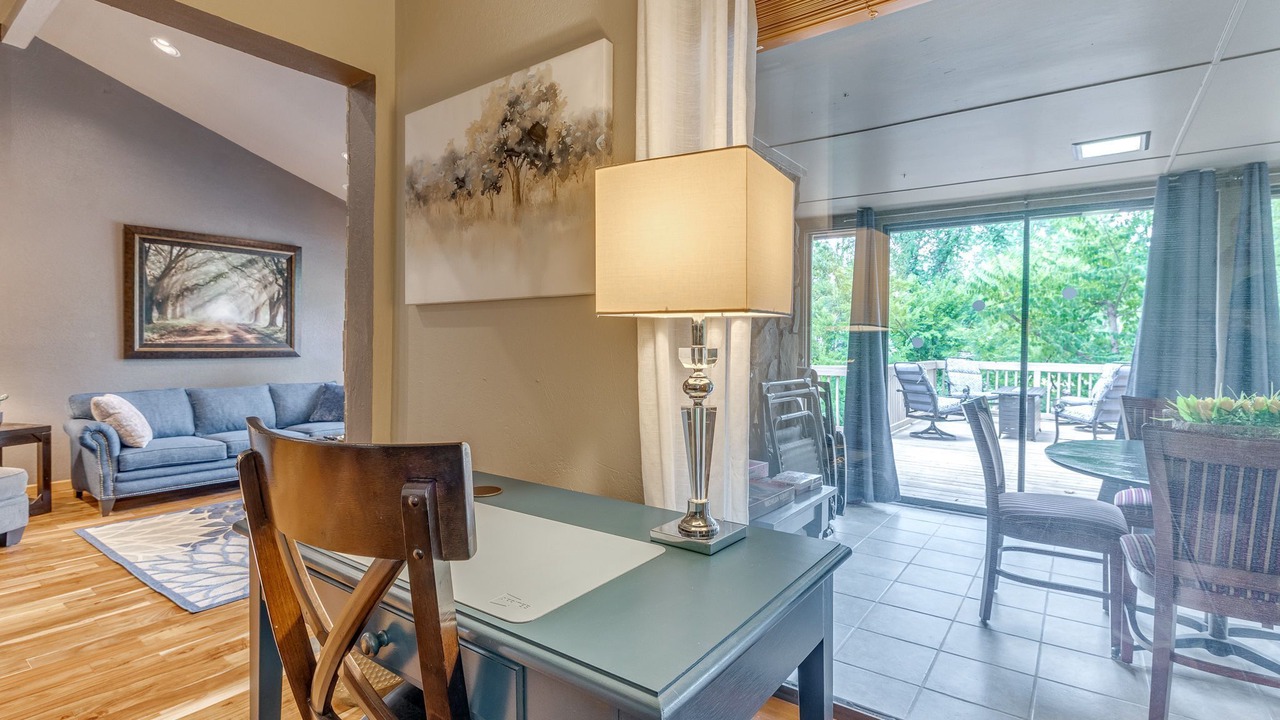Photo of Livingroom in Edmond