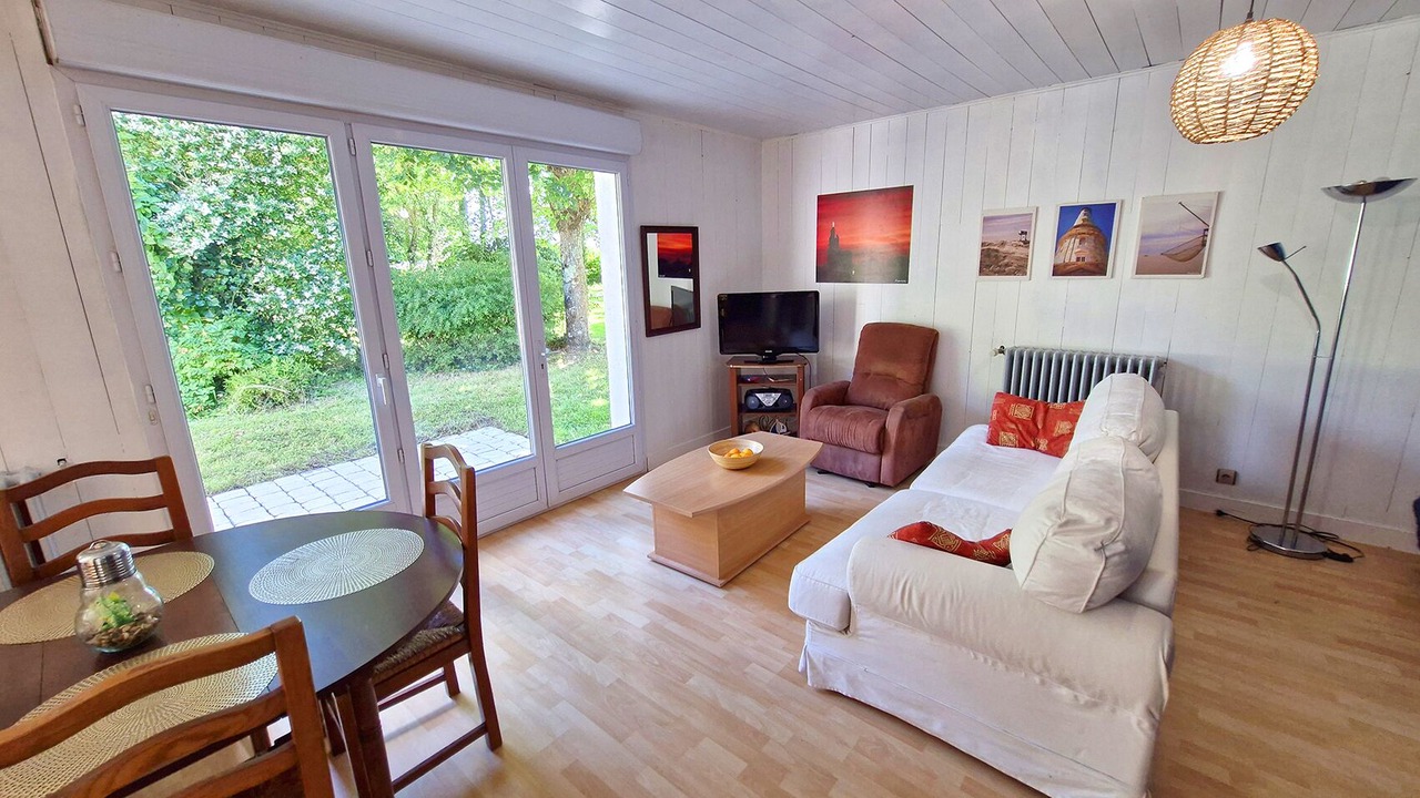 Photo of Livingroom in Grezac