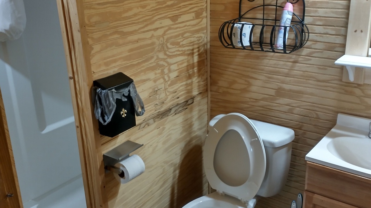 Photo of Bathroom in Seven Points