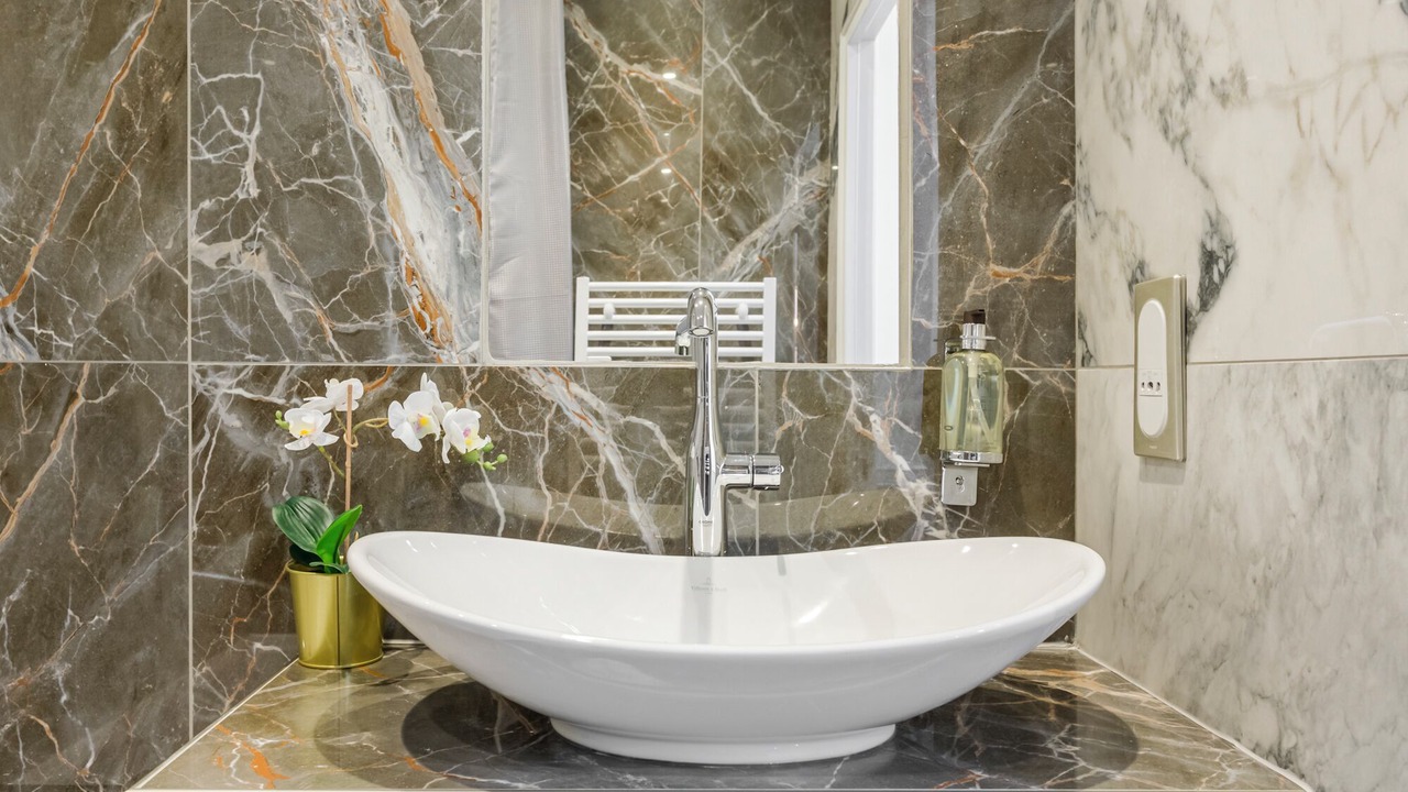 Photo of Bathroom in Arsenal