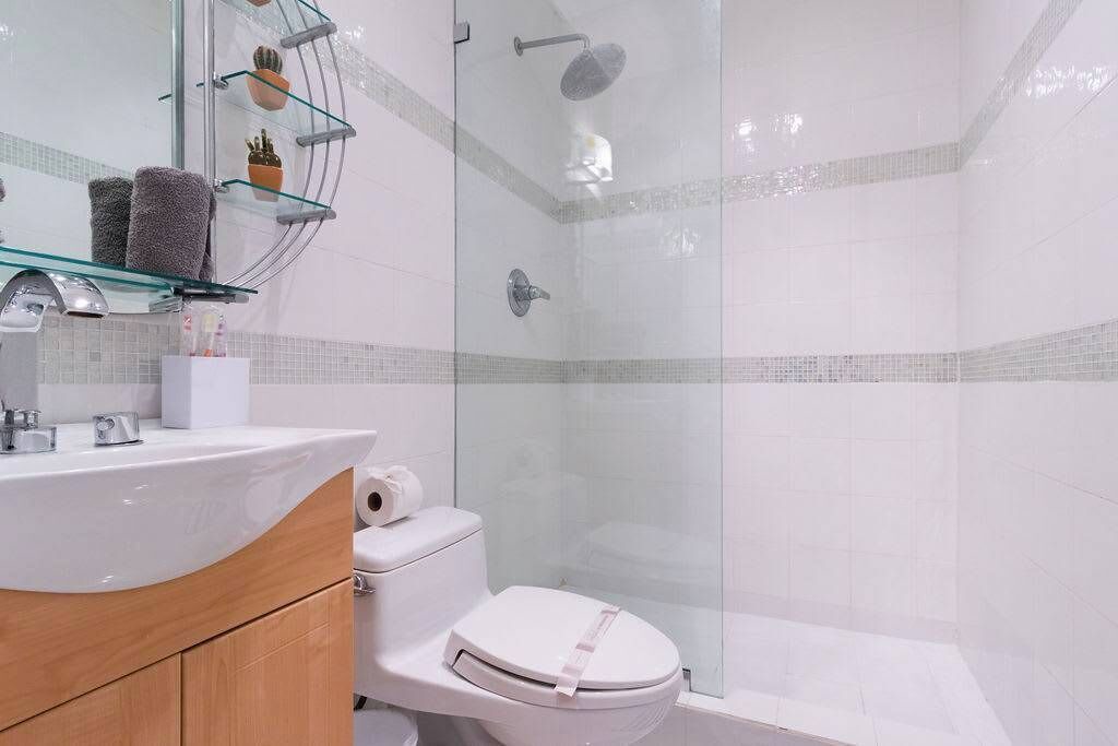 Photo of Bathroom in Golden Glades