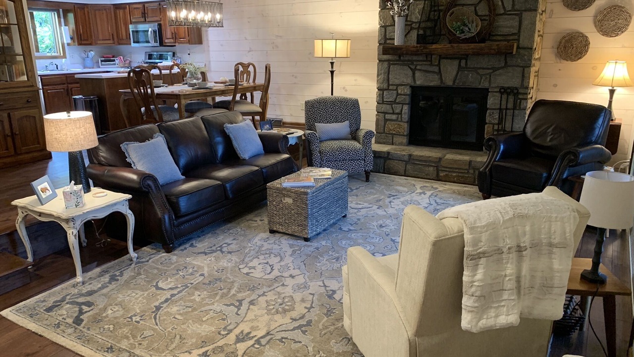 Photo of Livingroom in Blowing Rock