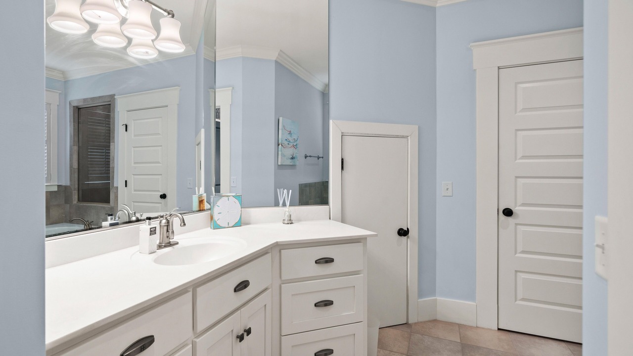 Photo of Bathroom in Saint Simons Heights