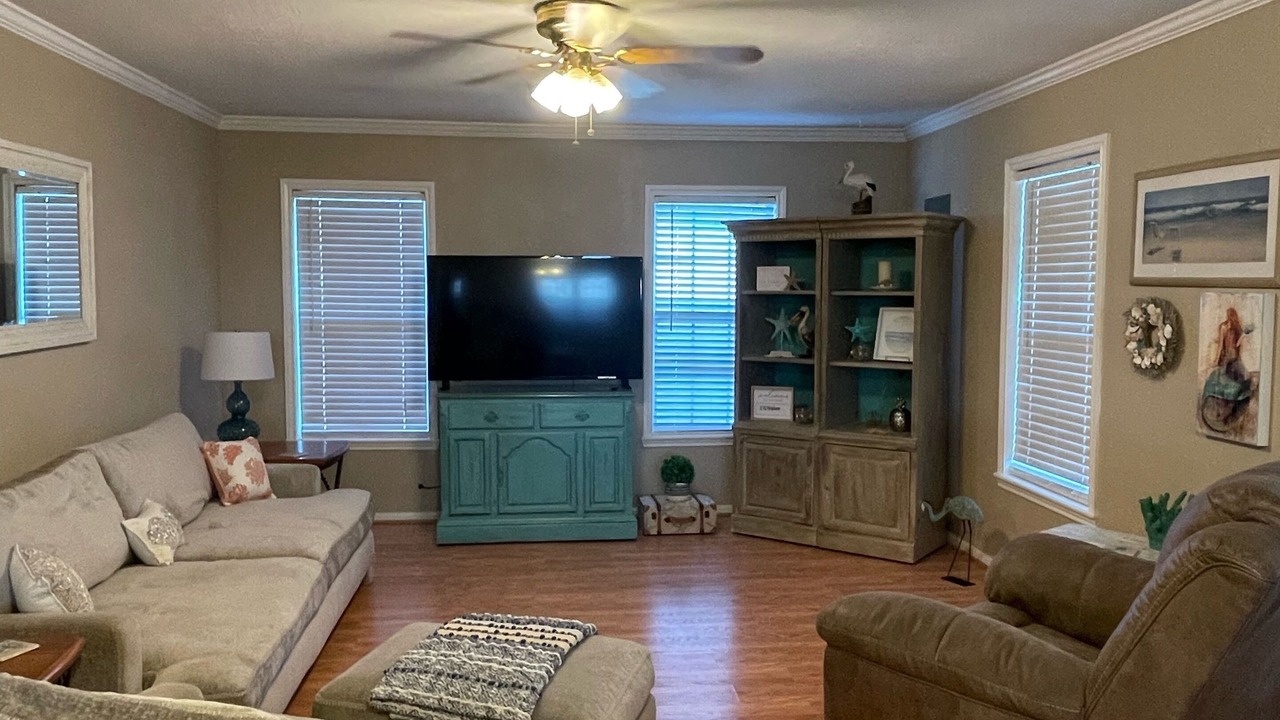Photo of Livingroom in Cedar Lane