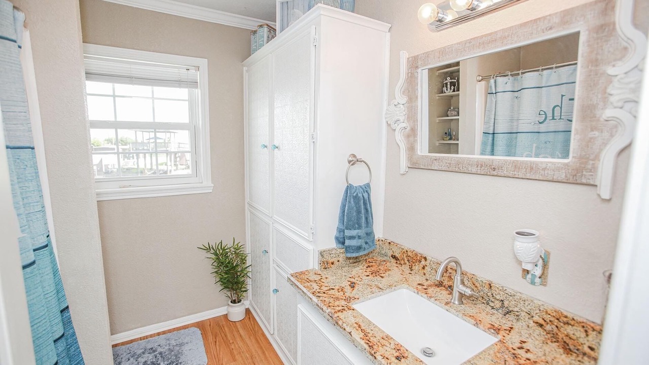 Photo of Bathroom in Cedar Lane
