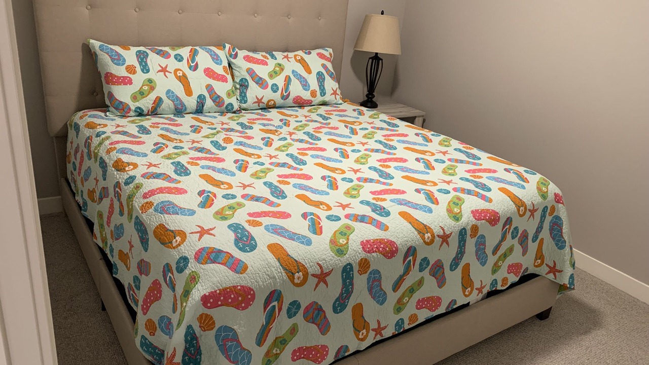 Photo of Bedroom in Arnolds Park