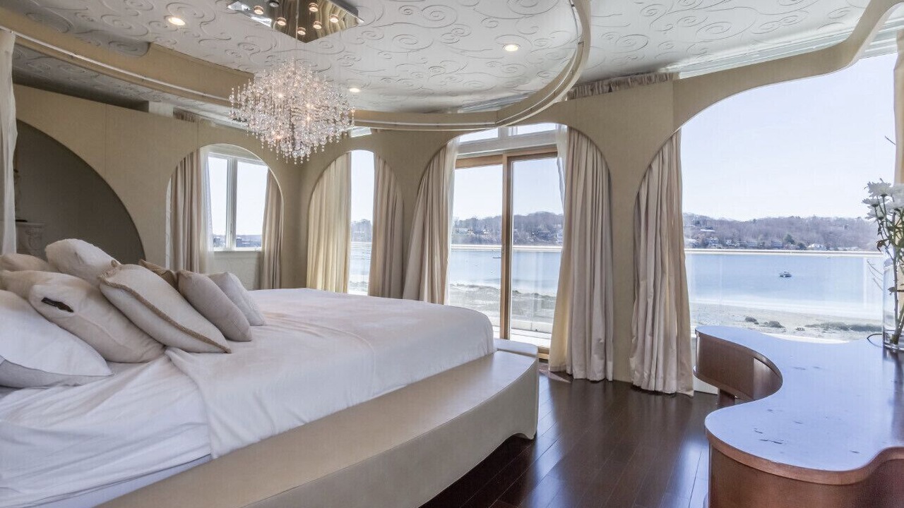 Photo of Bedroom in Bayville