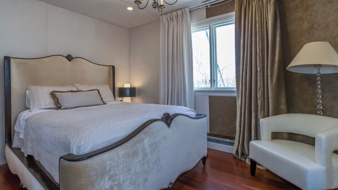 Photo of Bedroom in Bayville