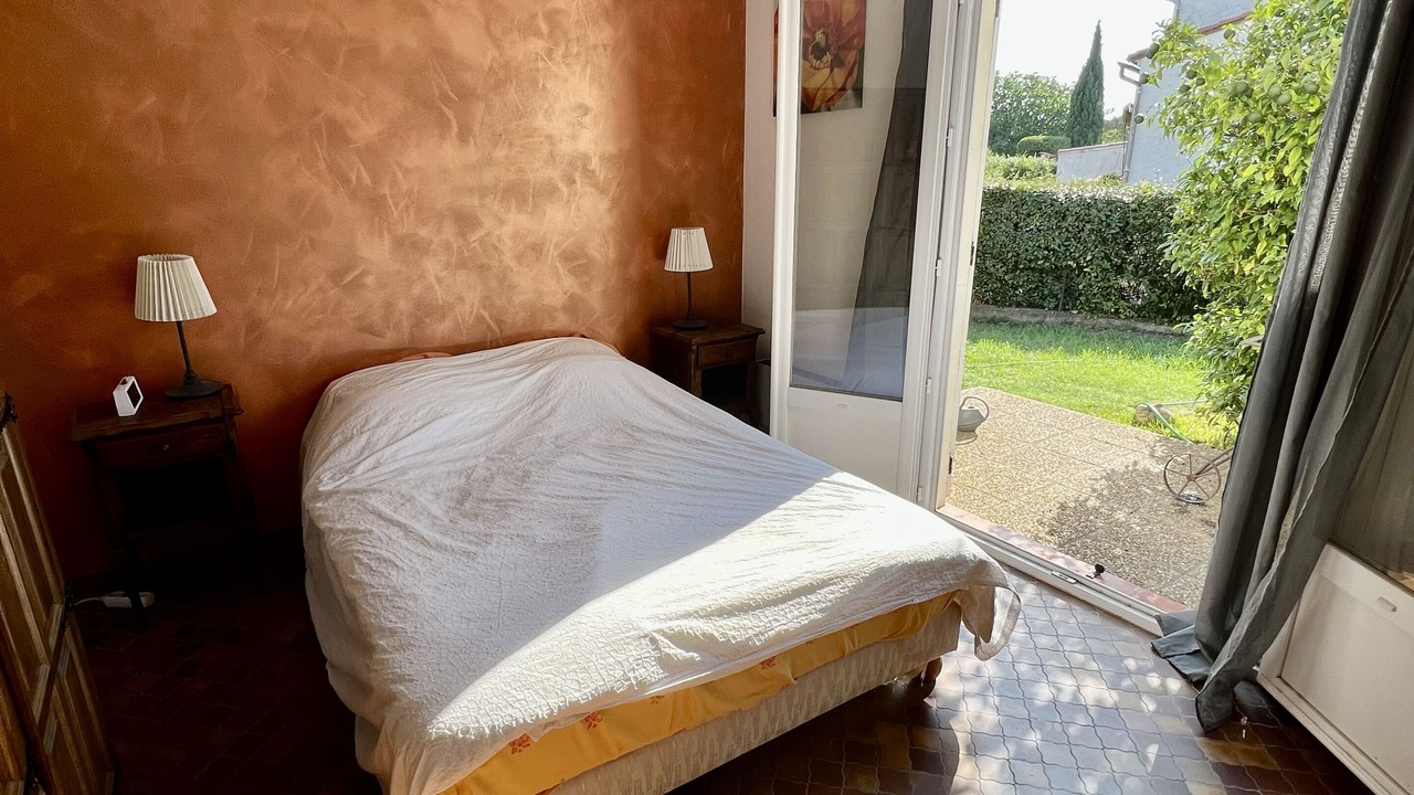 Photo of Bedroom in Saint-Genis