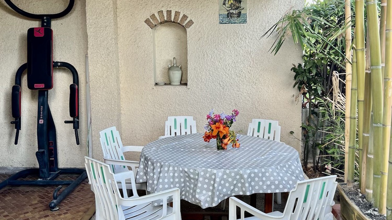 Photo of Outdoor in Saint-Genis