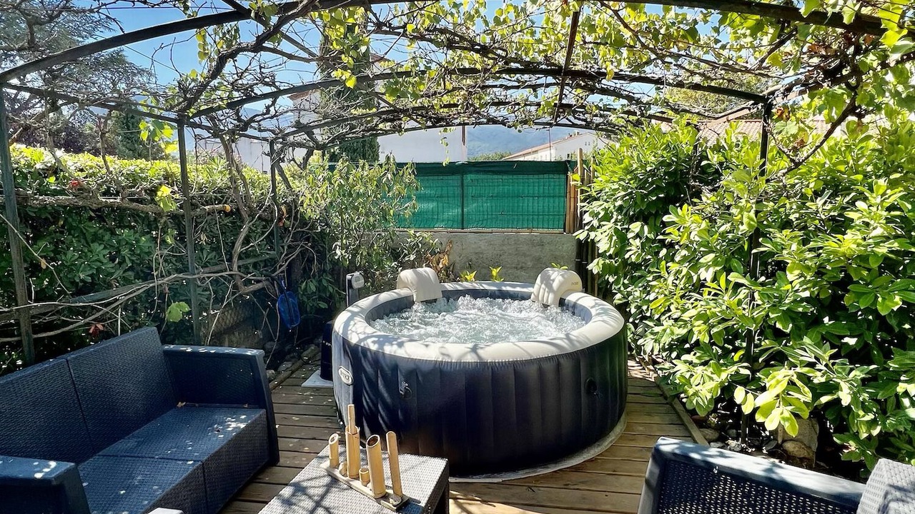 Photo of Patio Balcony in Saint-Genis