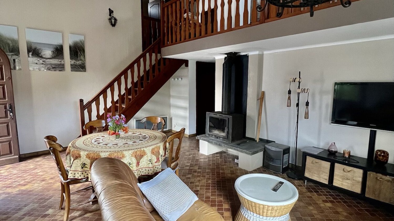 Photo of Livingroom in Saint-Genis