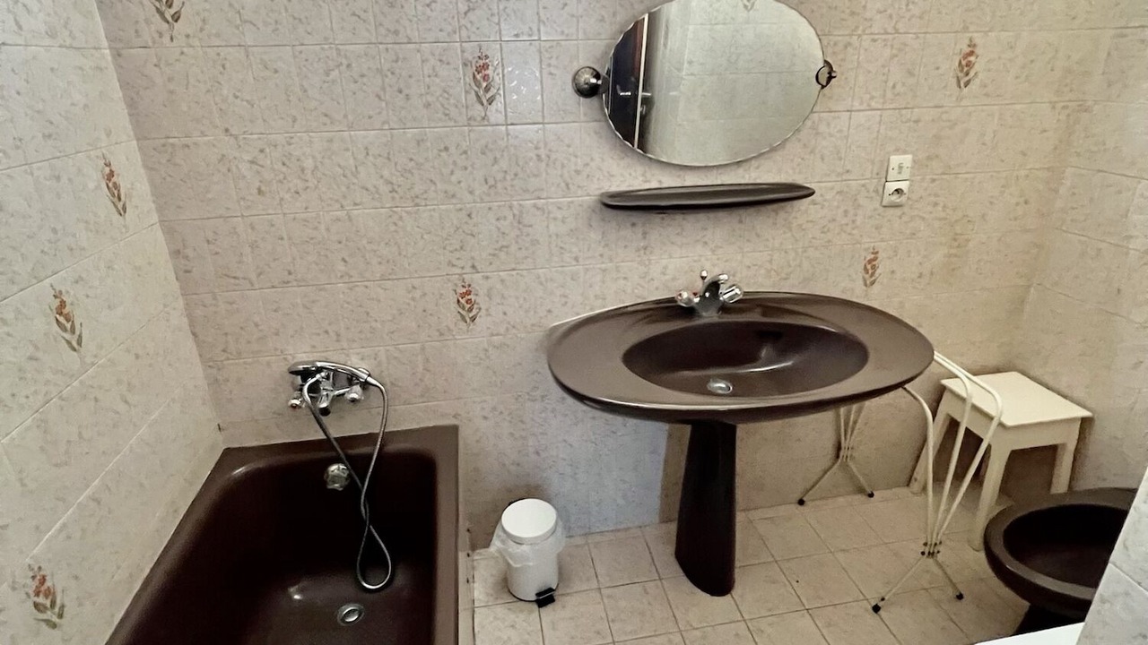 Photo of Bathroom in Saint-Genis