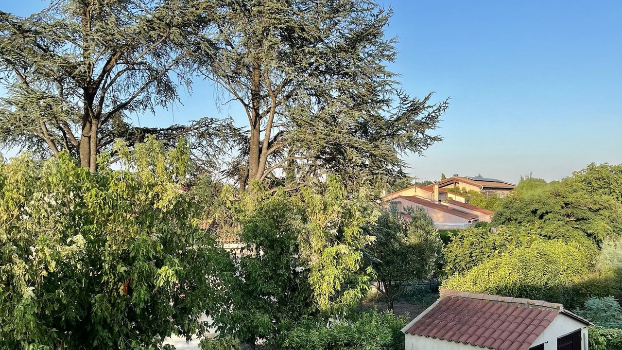 Photo of Outdoor in Saint-Genis