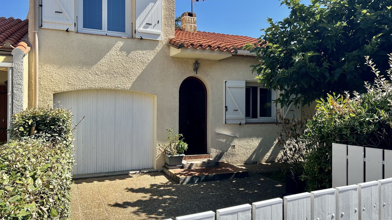 Photo of Outdoor in Saint-Genis