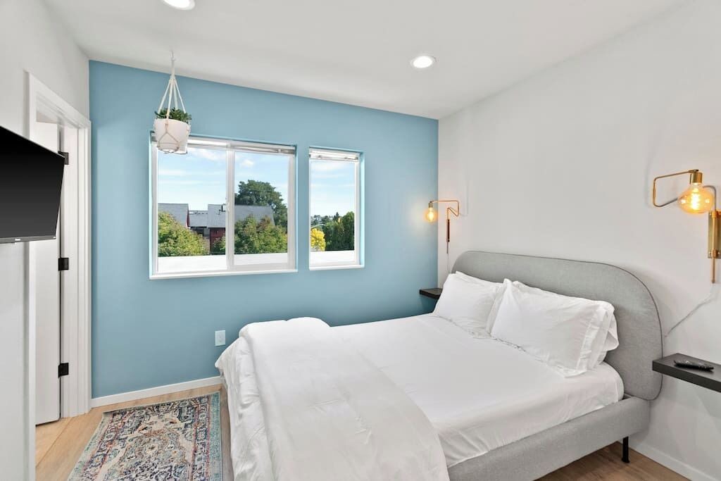 Photo of Bedroom in Whittier Heights