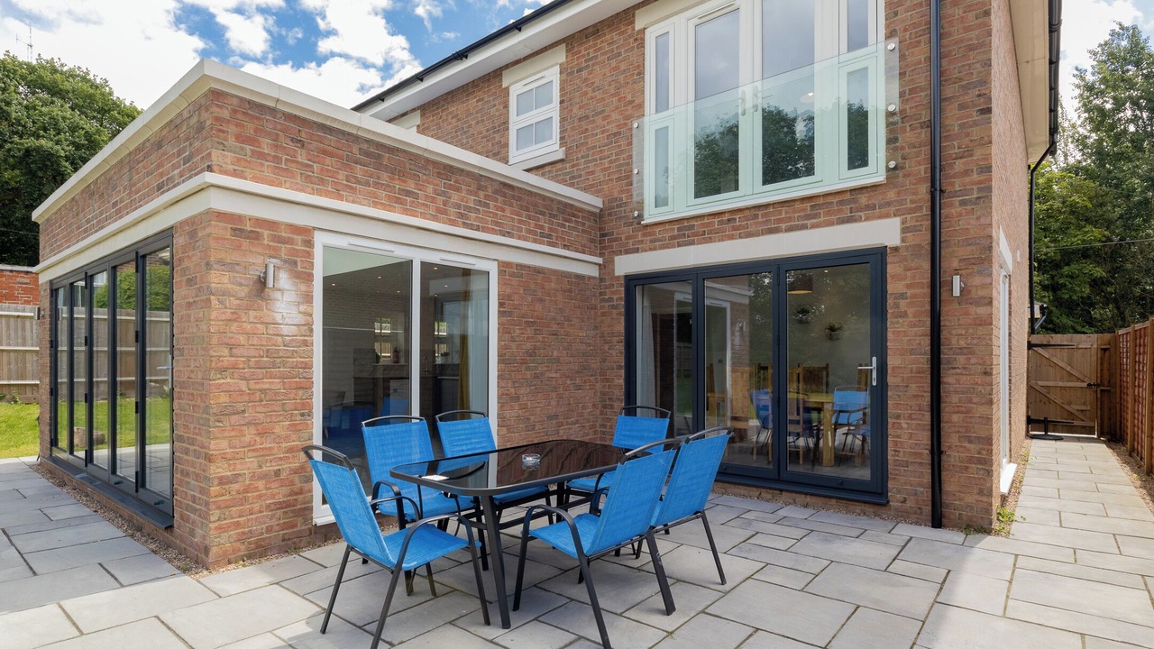 Photo of Outdoor in Winshill