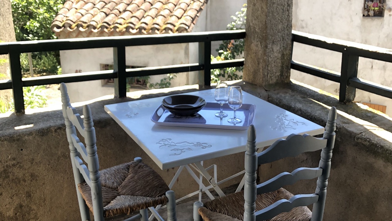 Photo of Outdoor in Burlats