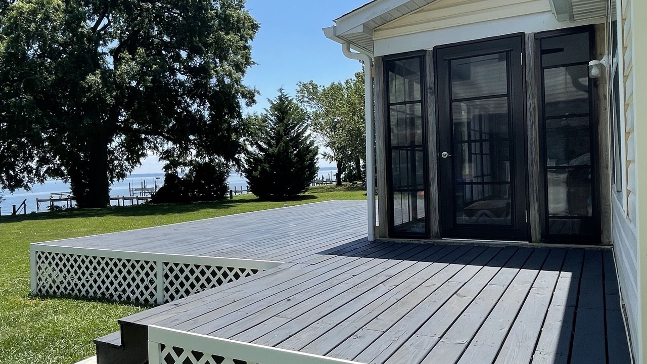 Photo of Patio Balcony in Cobb Island