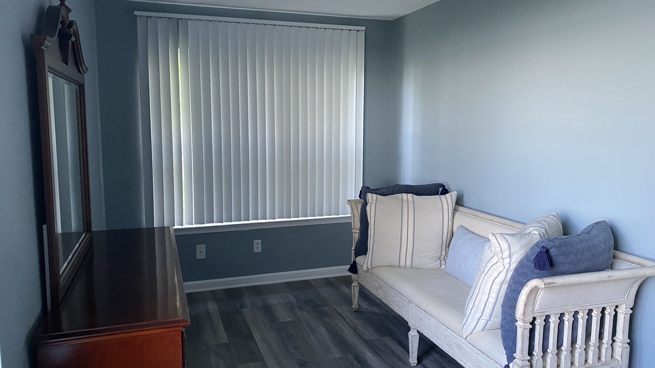 Photo of Livingroom in Cobb Island