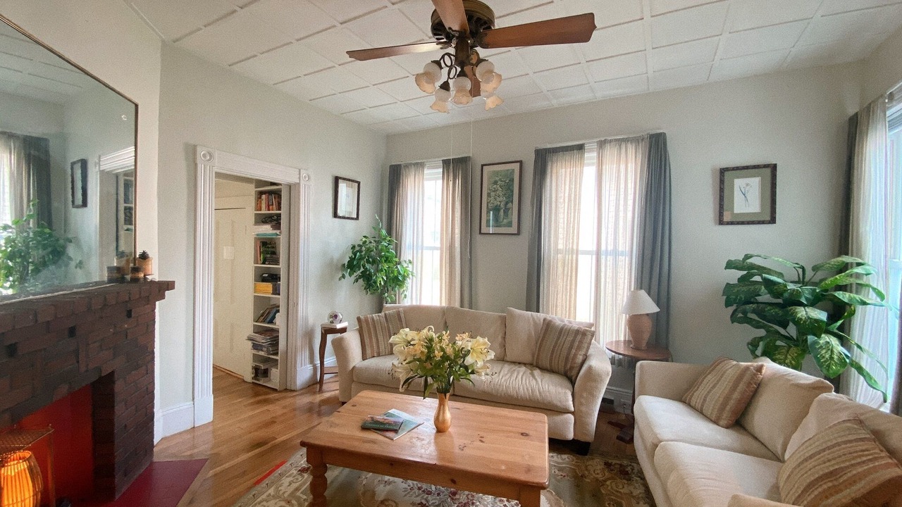 Photo of Livingroom in Malden