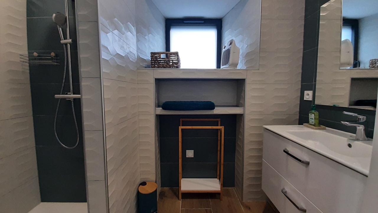 Photo of Bathroom in Presailles