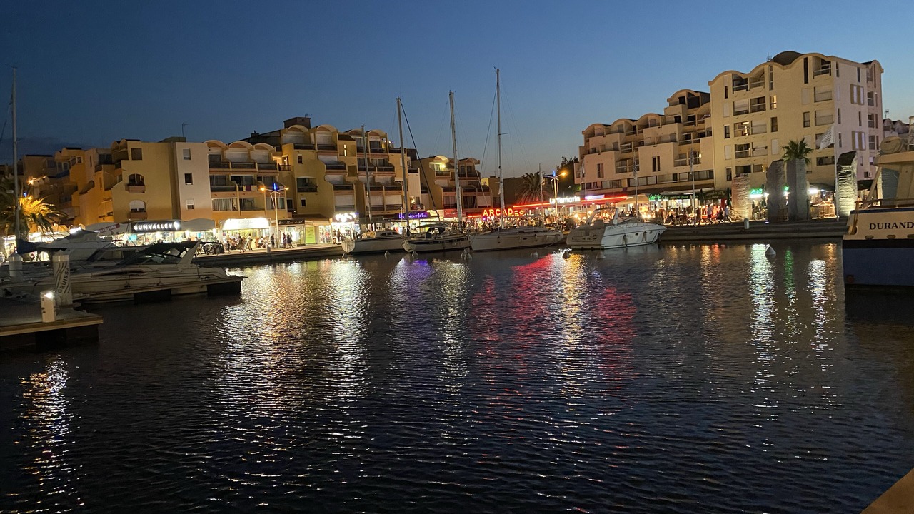 Photo of Others in Port Rive Gauche