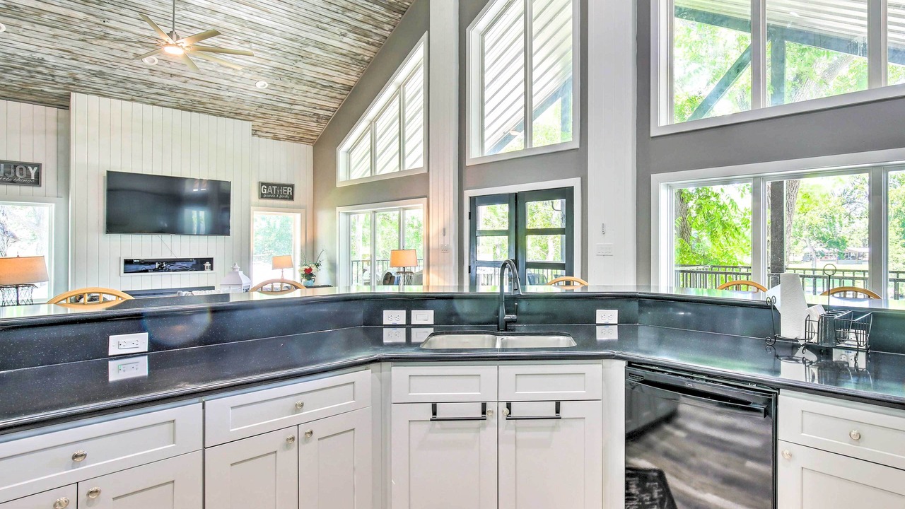 Photo of Kitchen in McQueeney