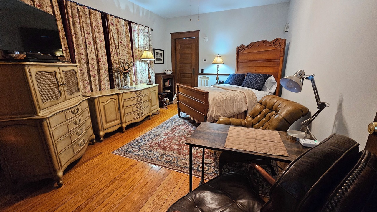 Photo of Bedroom in Stuart