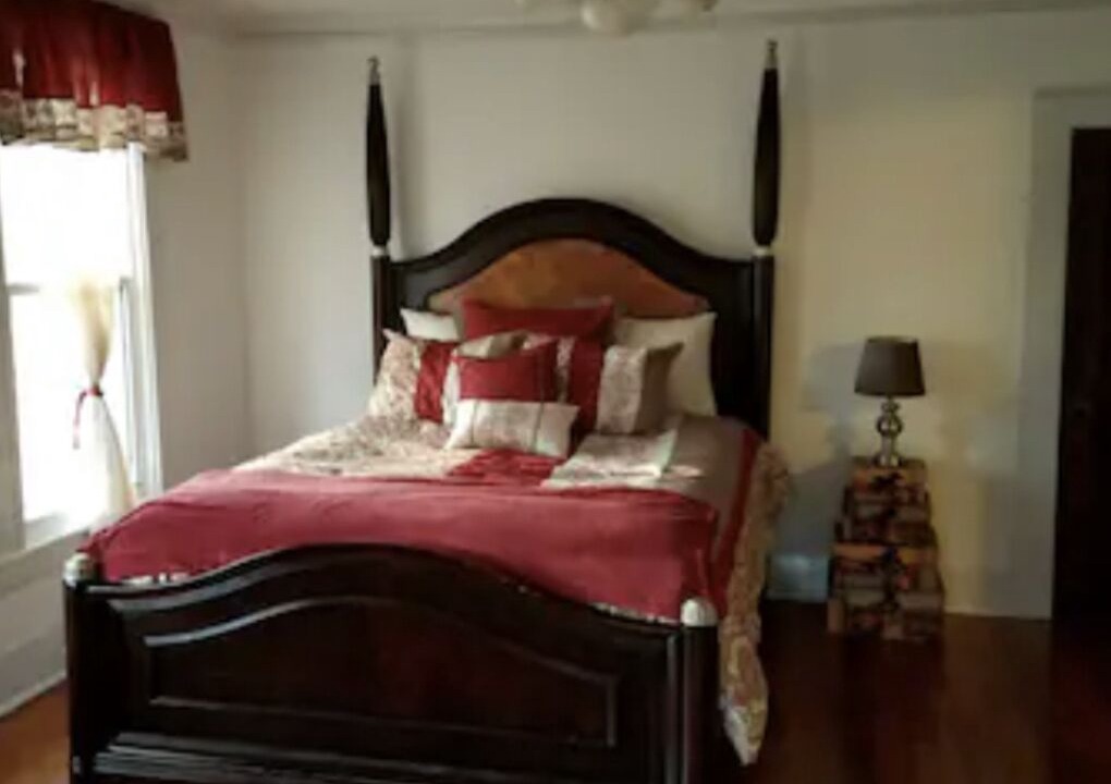 Photo of Bedroom in Davidson