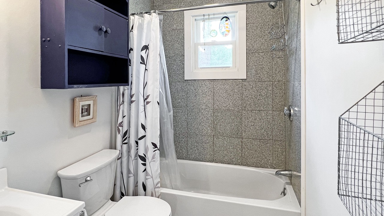 Photo of Bathroom in Cape Neddick