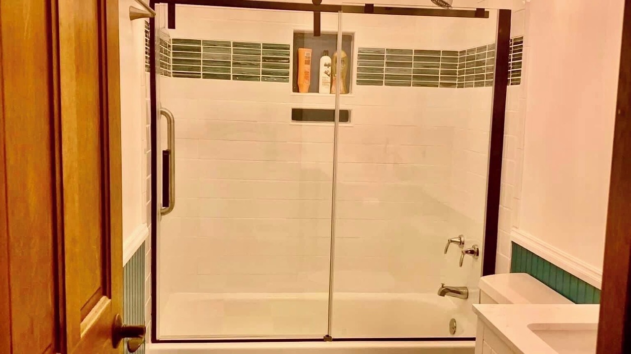 Photo of Bathroom in Brier Hill