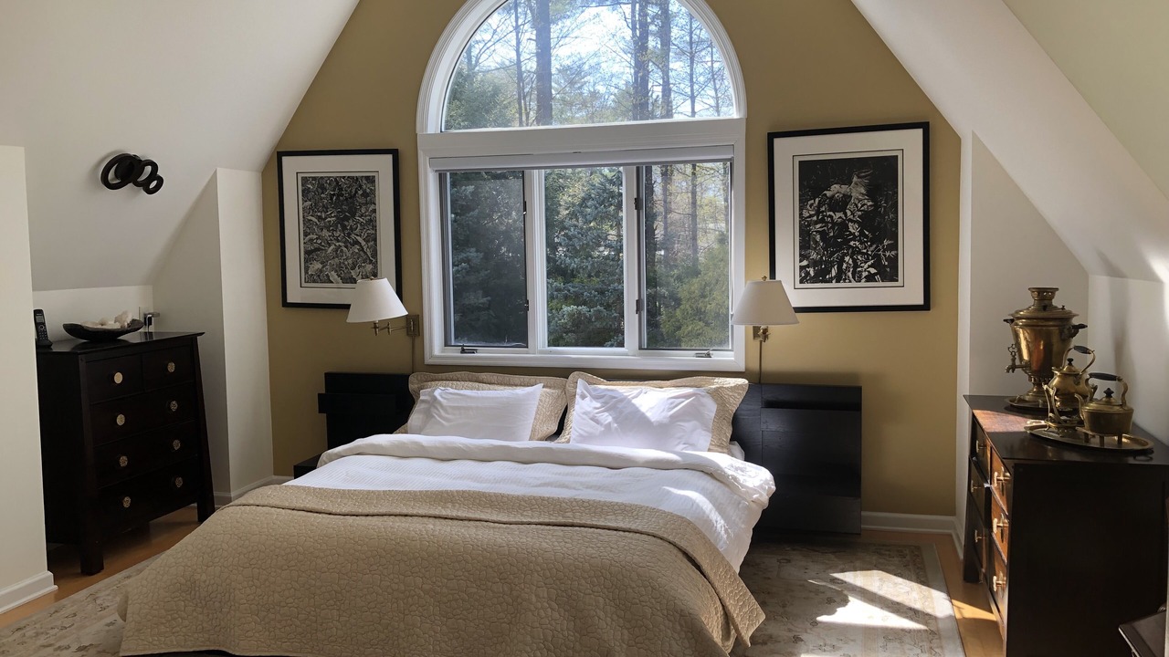 Photo of Bedroom in Saratoga Springs