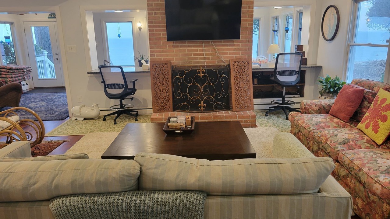 Photo of Bedroom in Calvert Beach-Long Beach
