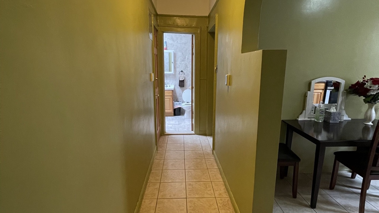 Photo of Others in Ditmars Steinway