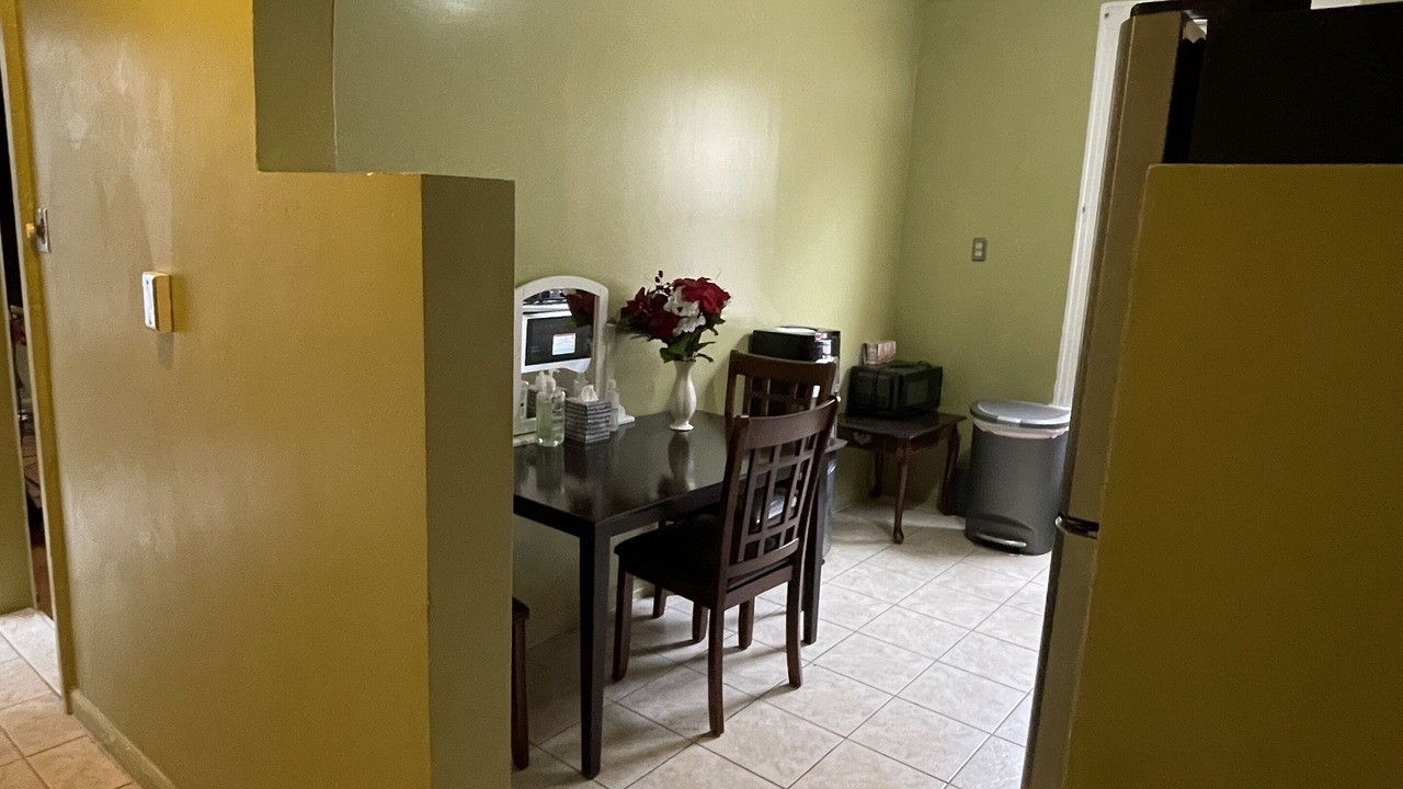 Photo of Others in Ditmars Steinway