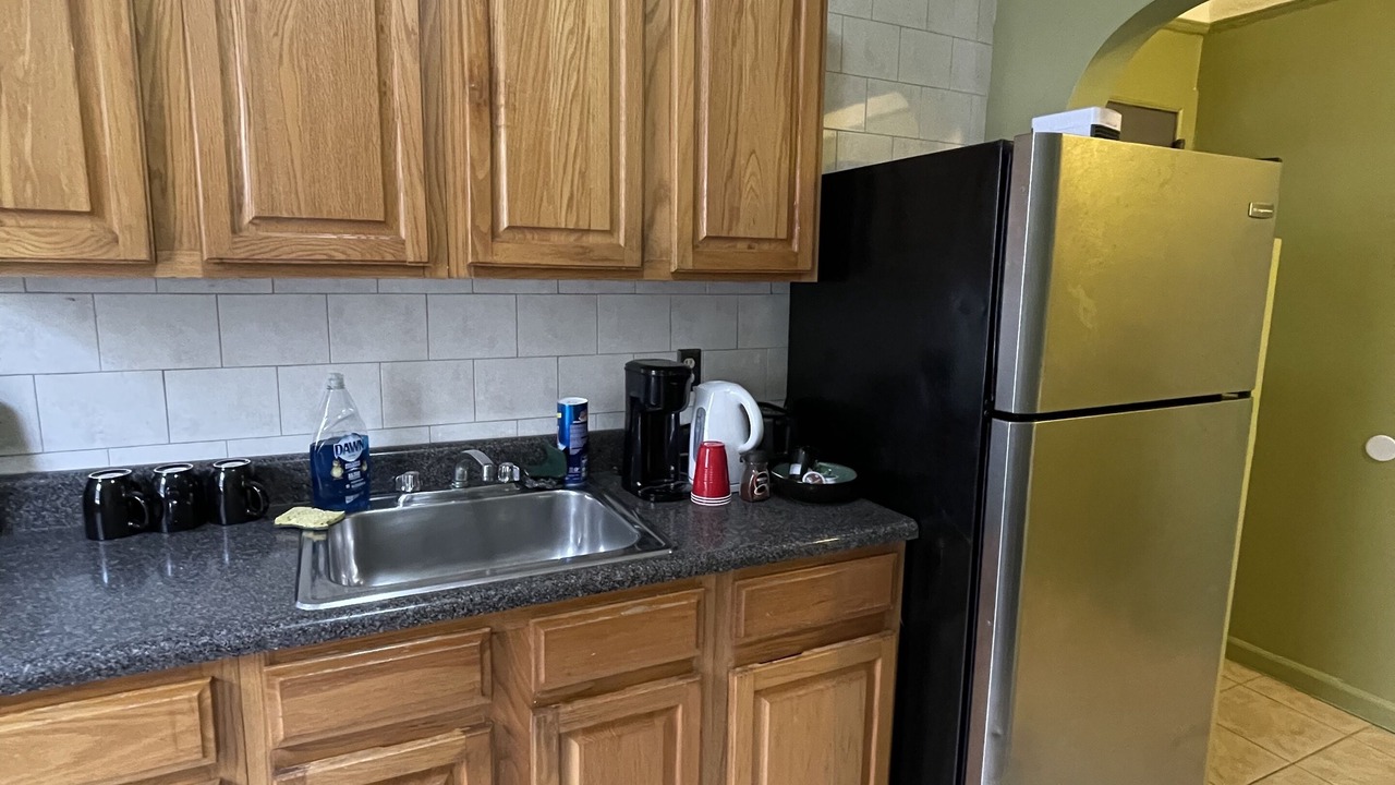 Photo of Kitchen in Ditmars Steinway