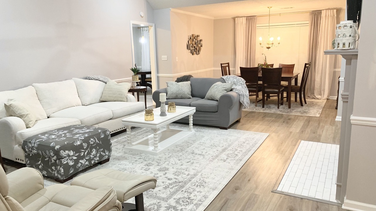 Photo of Livingroom in Northport